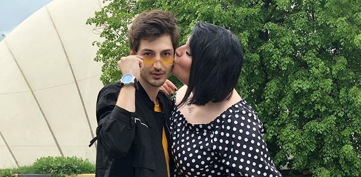 Ведущий юбилея Александры Оганесян посмеялся над её мужем