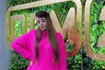 Александра Черно похвасталась подарком от Алёны Савкиной