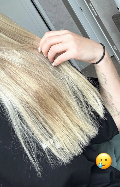 Милена Безбородова: Видите, что цвет какой-то зелёный?