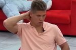 Баженов опять пристаёт к участникам с каверзными вопросами