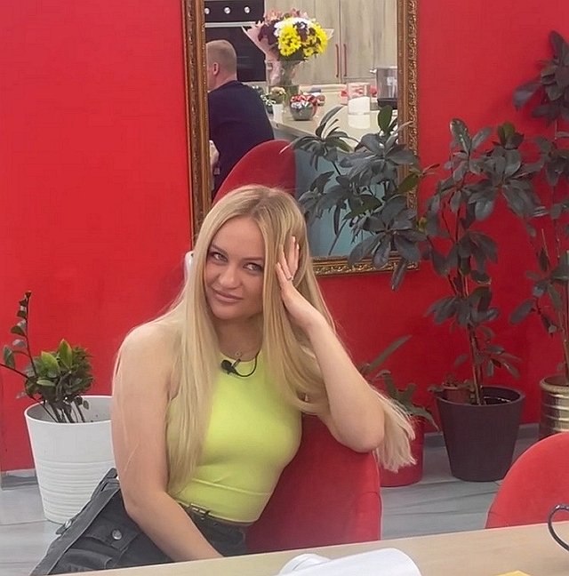 Элина Рахимова стала главной скандалисткой проекта