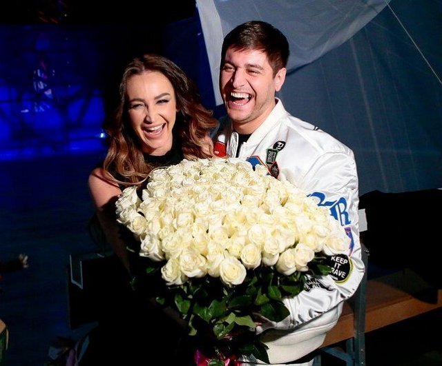 Алёна Водонаева поцеловалась с экс-бойфрендом Ольги Бузовой