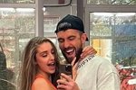 Игорь Григорьев приучил свою девушку к спорту и готовке