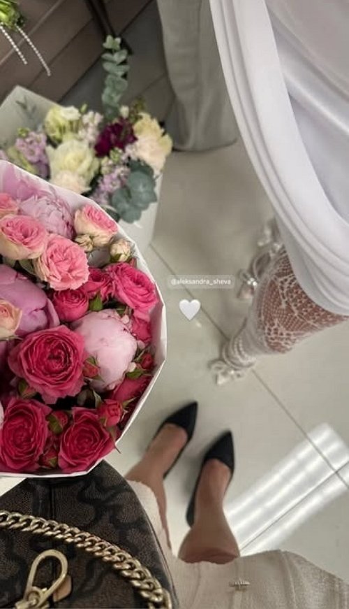 Александра Шева стала замужней дамой