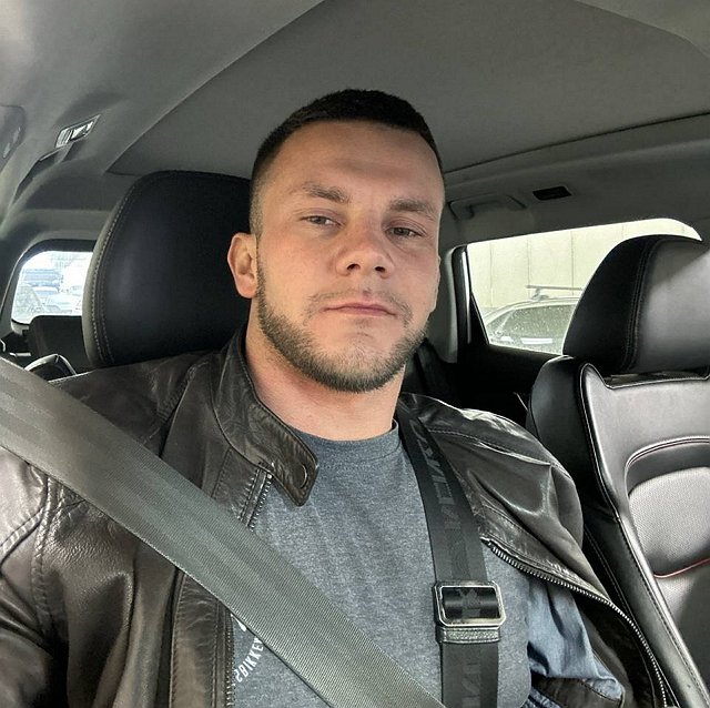 Алексей Горячий всё ещё ходит в холостяках Алексей Горячий всё ещё ходит в холостяках