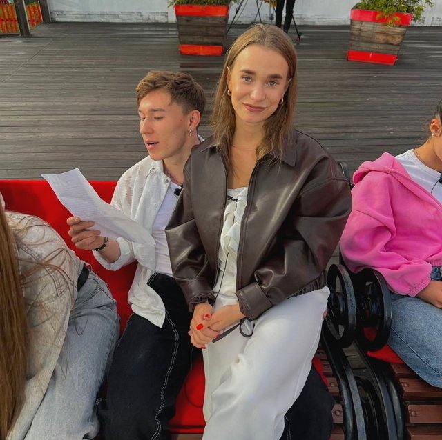 Яна Тырлышкина выгнала Данко в мужскую спальню?
