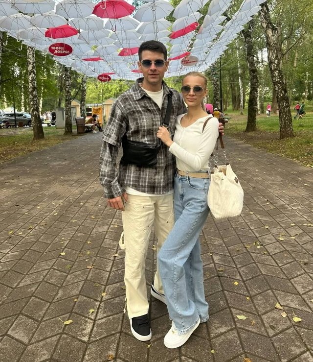 Дмитрий Дмитренко намекнул, что его возлюбленная беременна Дмитрий Дмитренко намекнул, что его возлюбленная беременна
