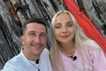 Дмитрий Луковкин в шоке от наряда своей девушки