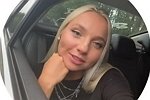Настя Филиппова в одиночку делать ремонт в своей новой комнате