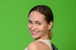 Виктория Салибекова осваивает профессию мастера по маникюру