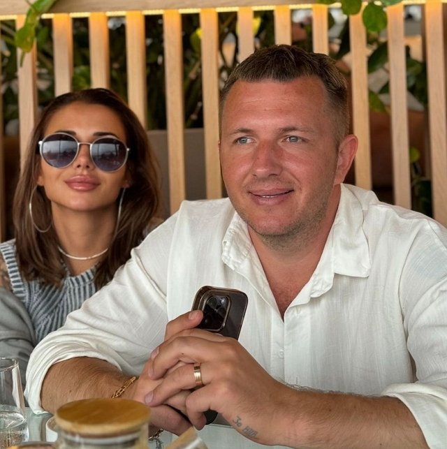 Настя Голд всё ещё надеется, что бывший муж вернёт ей долг Настя Голд всё ещё надеется, что бывший муж вернёт ей долг