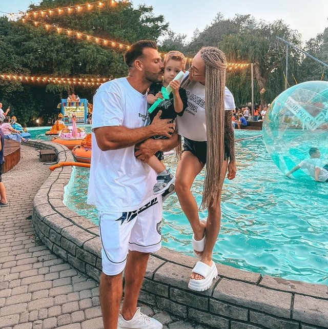 Виктория Цатурян: Я все эти годы прощала, понимала, принимала Виктория Цатурян: Я все эти годы прощала, понимала, принимала