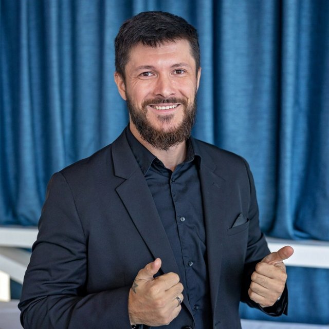 Дмитрий Шишкану остался без девушки