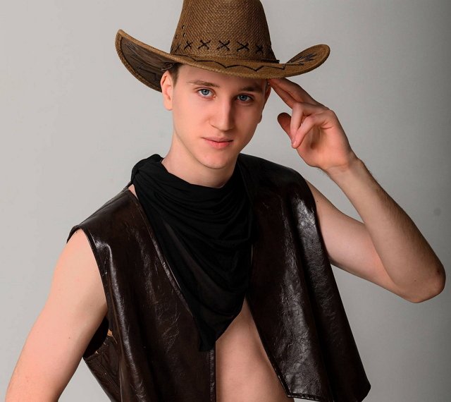 Тигран Салибеков раскрыл личность девушки Евгения Сидорова