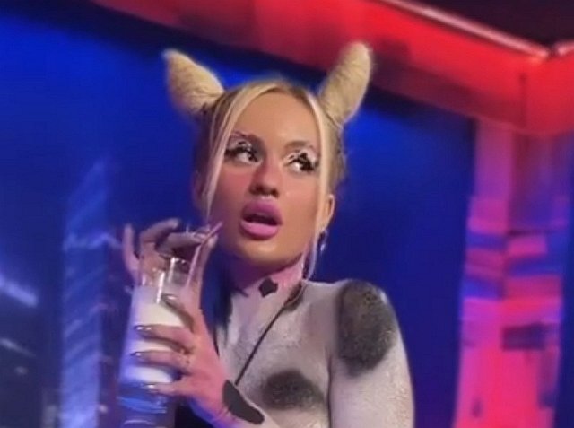 Пикантные фото новенькой Дарьи удивили фанатов Дома-2