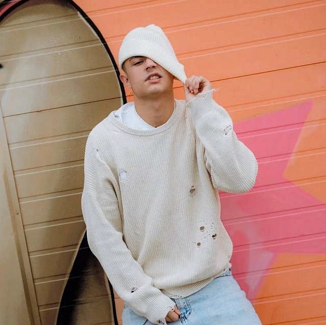 Новая участница обратила свой взор на Никиту Гуранда?