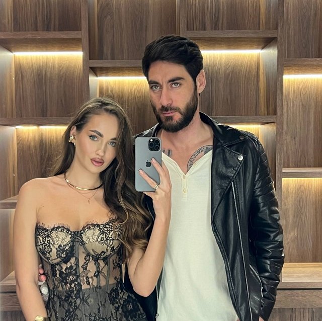 Салибеков запрещает жене и сыну ночевать в своей квартире