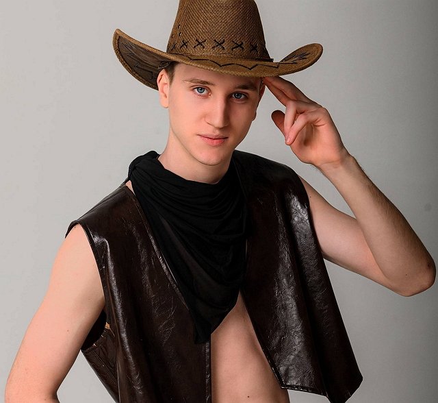 Сидоров изменял Салтыковой с девушкой Альберта Гракович