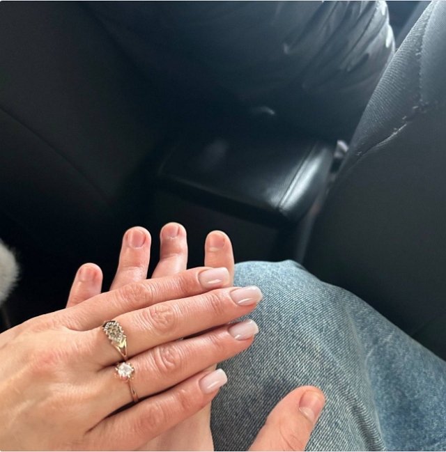 Вероника Гракович с бойфрендом торжественно вернулись в столицу Вероника Гракович с бойфрендом торжественно вернулись в столицу