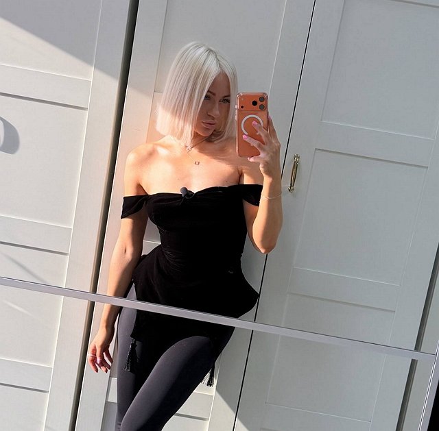 Элине Рахимовой написала брошенная невеста Степана Карпова