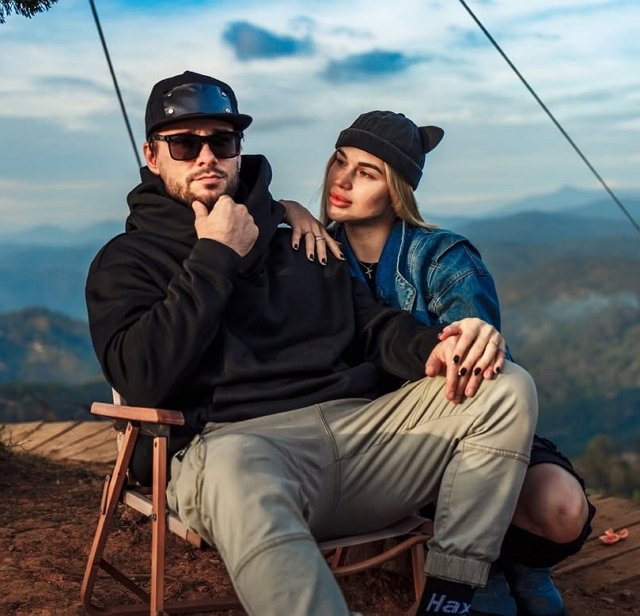 Жизнь в Лаосе разочаровала Евгения и Анастасию Ромашовых Жизнь в Лаосе разочаровала Евгения и Анастасию Ромашовых