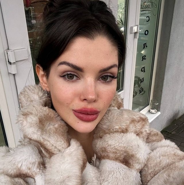 Анну Самонину позвали на «Пусть говорят» обсудить судьбу Ивана Синцова Анну Самонину позвали на «Пусть говорят» обсудить судьбу Ивана Синцова