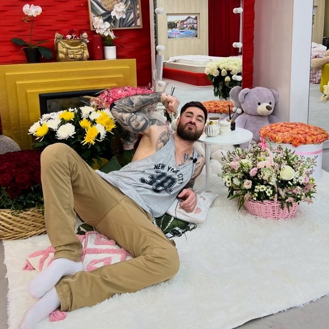 Никита Гуранда теперь живёт в одной комнате с новенькой