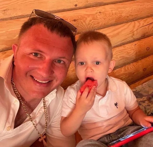 Илья Яббаров внезапно вспомнил, что у него есть сын Илья Яббаров внезапно вспомнил, что у него есть сын