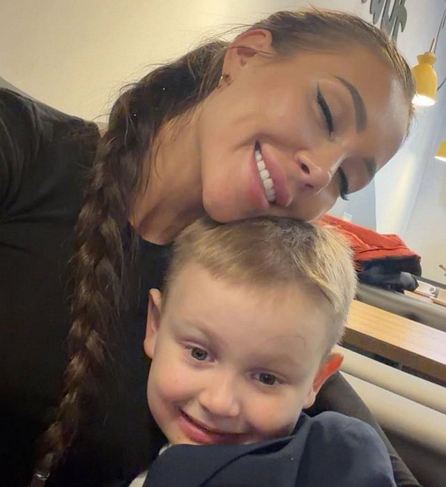 Илья Яббаров внезапно вспомнил, что у него есть сын Илья Яббаров внезапно вспомнил, что у него есть сын