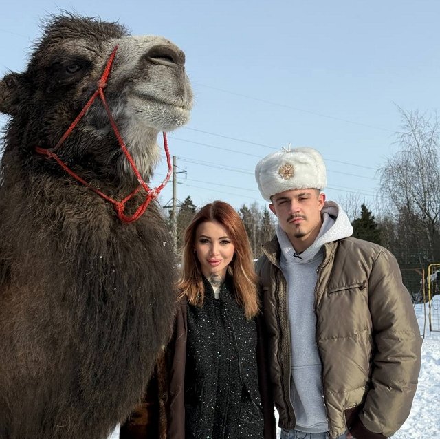 Зрители гадают, зачем Рахимова пришла с проверкой в дом к бывшему Зрители гадают, зачем Рахимова пришла с проверкой в дом к бывшему