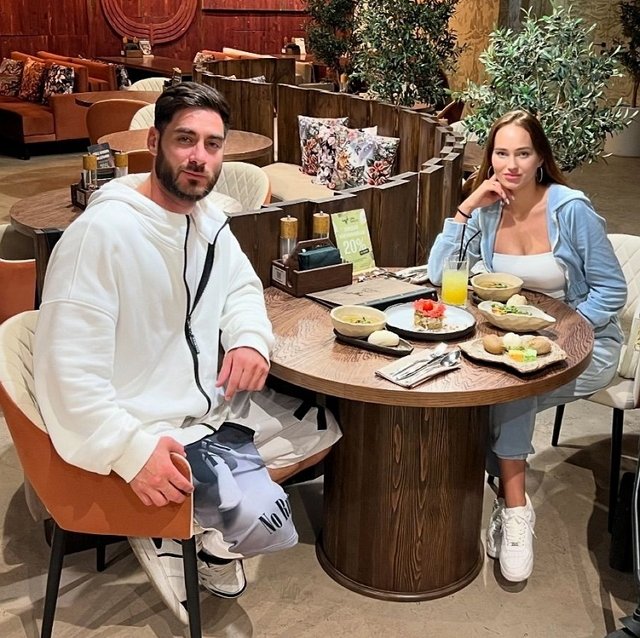 Тигран Салибеков не выдержав позора и сбежал с лобного места