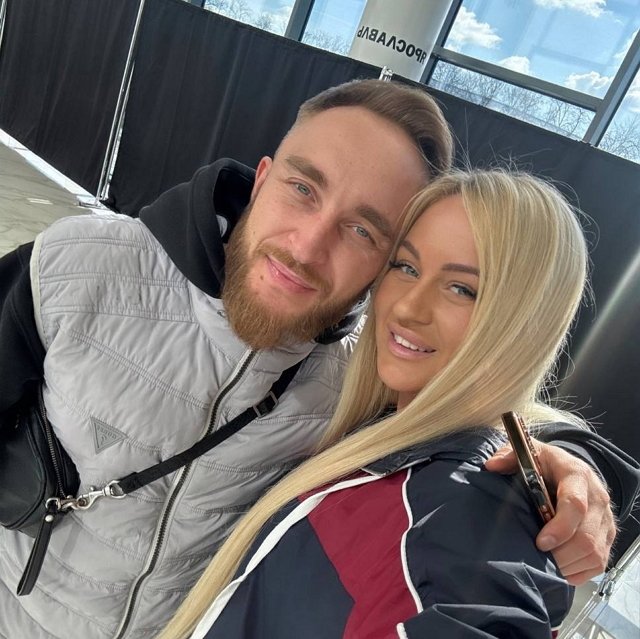 Элина Рахимова планирует полететь на Малдивы