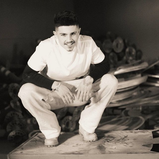 Участники Дома-2 разлучили Никита Гуранда с его фанаткой Участники Дома-2 разлучили Никита Гуранда с его фанаткой