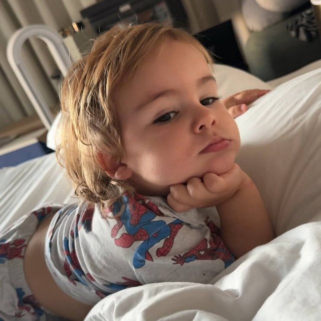 Марина Страхова выяснила, в какой отель переехали её муж и дети