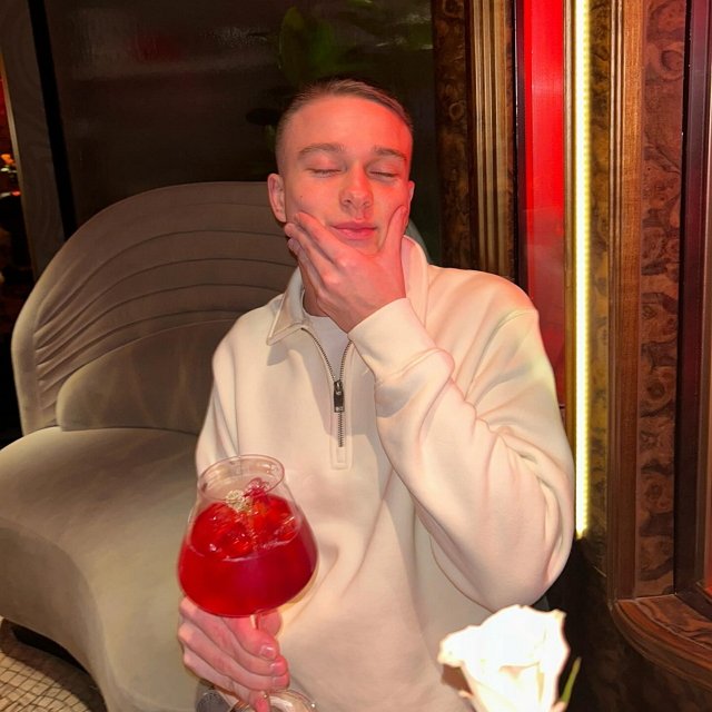 Артём Гавришов расстроен тем, как его показали в эфирах Дома-2 Артём Гавришов расстроен тем, как его показали в эфирах Дома-2