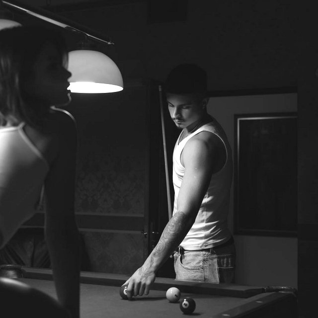 Никита Гуранда хвастается снимками с новой фотосессии