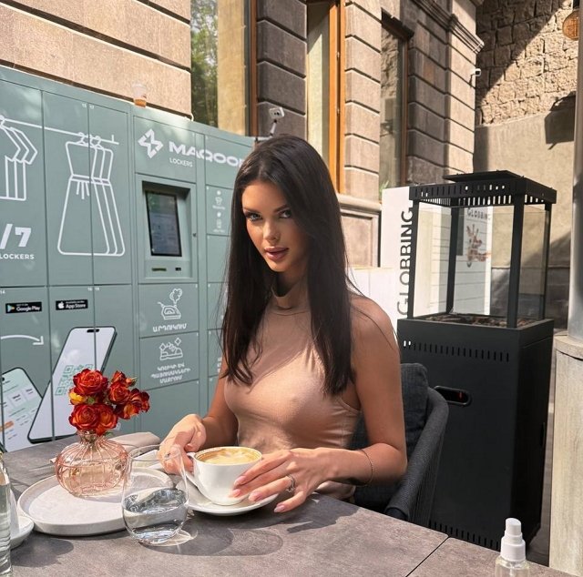 Анна Самонина не готова показать фанатам нового кавалера?