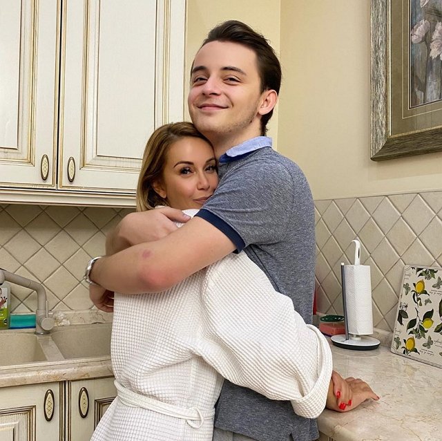 Ольга Орлова: Ему без нас скучно