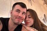 Евгения Хорошева проиграла Рахимовой, но осталась на Доме-2