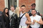 Никита Гуранда празднует победу на ринге