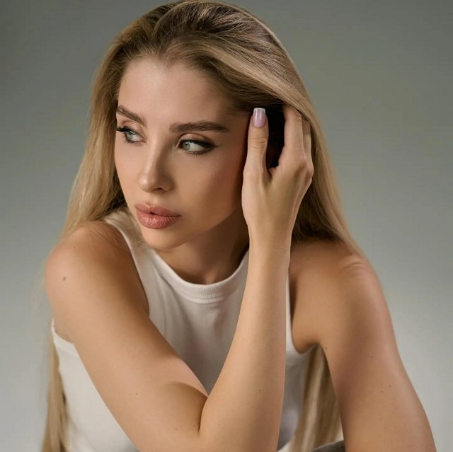 Екатерина Квашникова снова льёт слёзы Екатерина Квашникова снова льёт слёзы