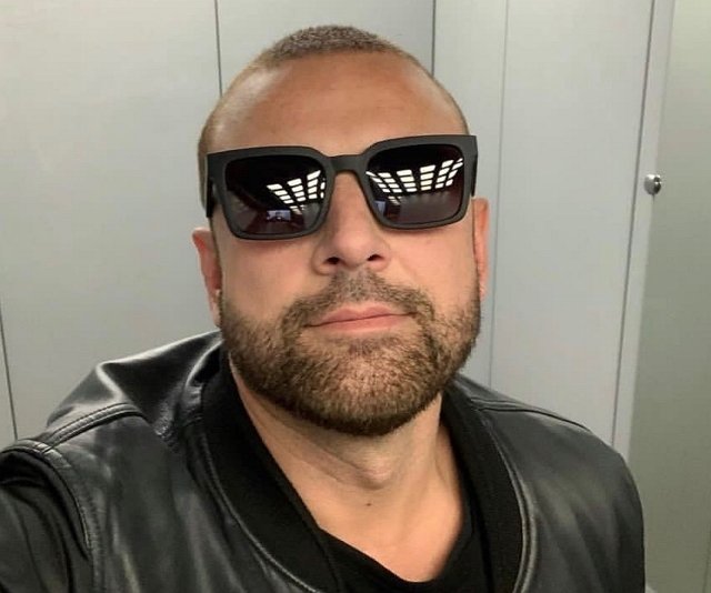 Алексей Адеев напомнил о себе Иване Михайличенко Алексей Адеев напомнил о себе Иване Михайличенко