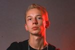 Артём Рышковский переживает из-за плеши на голове