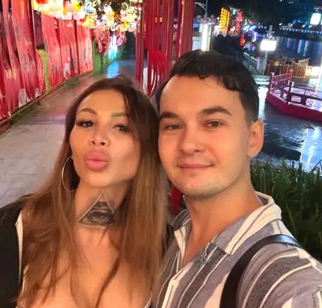 Клавдия Безверхова в Китае стала напарницей Антона Беккужева Клавдия Безверхова в Китае стала напарницей Антона Беккужева