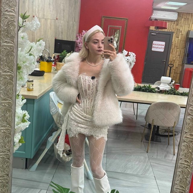 Элина Рахимова ищет кавалера для Виктории Кулагиной Элина Рахимова ищет кавалера для Виктории Кулагиной
