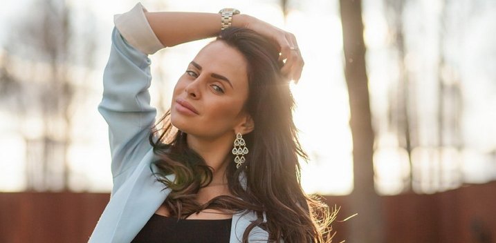 «СтарХит»: Романец оправдалась за презентованный автомобиль