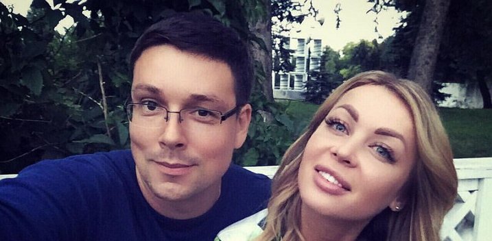 «СтарХит»: Андрей Чуев уже не скрывает свою новую девушку