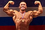 Чемпион по бодибилдингу стал участником Дома-2