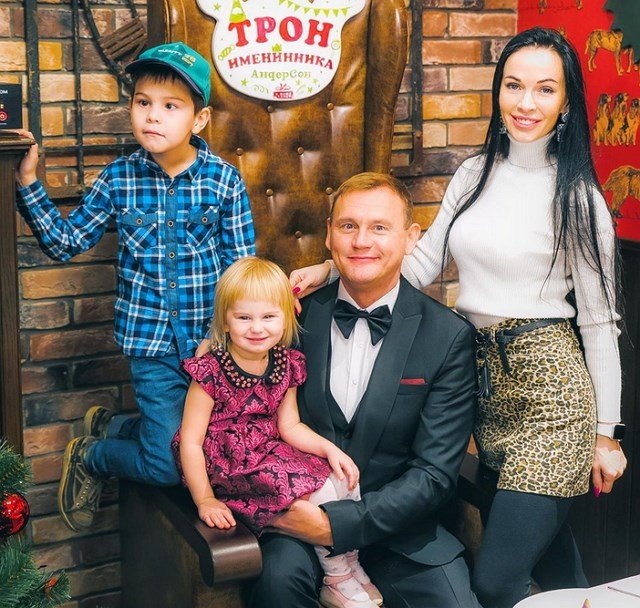 Экс-супруга Степы Меньщикова рассказала о причине их развода